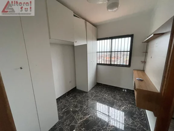 Imagem Apartamento à venda na Ocian Praia Grande-SP: 1 quarto, 1 sala, 1 banheiro, 1 vaga de garagem e 32m² de área!