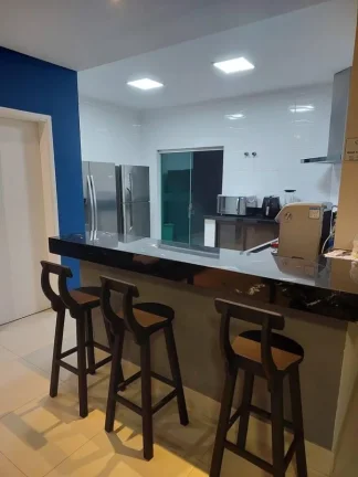 Imagem Casa para Venda em Itanhaém, Centro, 5 dormitórios, 5 suítes, 1 banheiro, 8 vagas