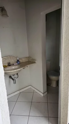 Imagem Casa com 3 dormitórios à venda, 210 m² por R$ 955.000,00 - Chácara do Visconde - Taubaté/SP