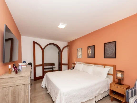 Imagem Casa Duplex Brooklin - 465M², 5 Dorms, 3 Suítes, 3 Vagas Determinadas, Piscina, Churrasqueira, Varanda, Terraço.