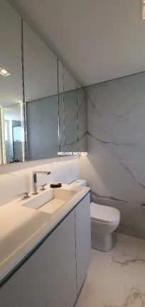 Imagem Apartamento Mobiliado, Decorado com 03 Suítes, Cozinha Integrada com Churrasqueira a Carvão, Vista para o Mar, Localizado na Quadra Mar de Balneário Camboriú -SC