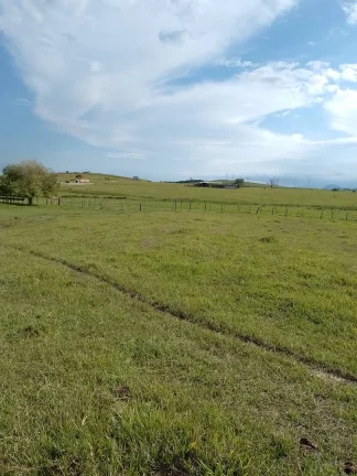 Imagem Propriedade no Rodovia Mario Covas no município de Carapebus BR101