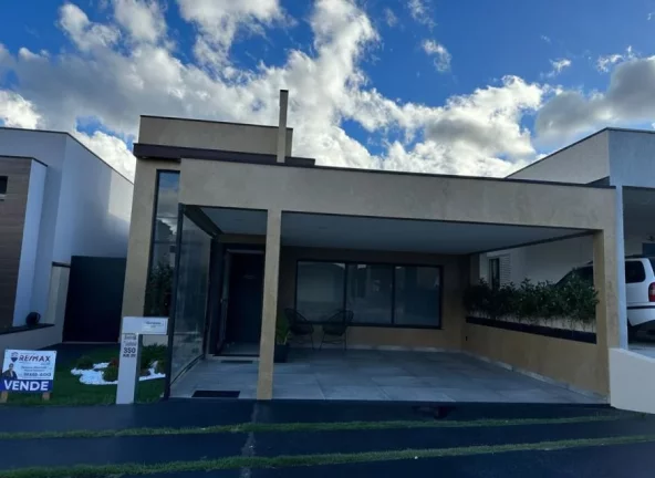 Casa 3 Qts (1 Suíte) à Venda em Cond. Phytus/Itupeva-SP