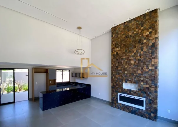 Imagem Casa de Alto Padrão, à Venda em Condomínio Fechado no Bairro da Posse em Teresópolis-RJ