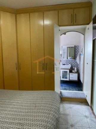 Imagem Casa térrea com 230m² de aréa util, dispõe de 3 dormitórios, sendo 1 suite com hidro, todos com...