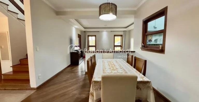 Imagem ...#34;Elegância e Conforto em Cada Detalhe: Sobrado de Alto Padrão em Condomínio Exclusivo...#34;