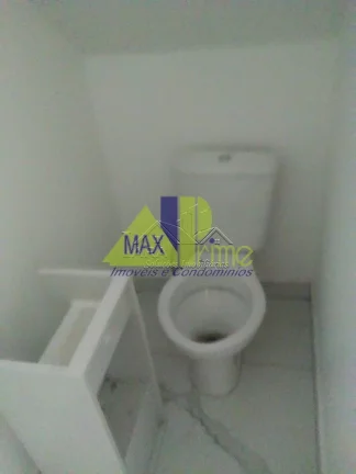 Imagem Imperdível: Casa à venda em São Paulo-SP, na Vila Granada, com 3 quartos, 3 suítes, 5 banheiros, 2 vagas e 117m². Aproveite!