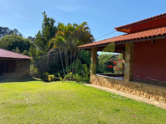 Imagem Lindo Sítio à Venda em Piracaia – 48.400 m² de Tradição e Beleza Natural