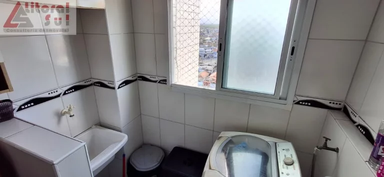 Imagem Apartamento à venda na Vila Assunção, Praia Grande-SP: 1 quarto, 1 sala, 1 banheiro, 1 vaga, 42m² de área!