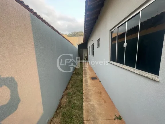 Imagem Imperdível oportunidade de compra: Casa à venda em Campo Grande-MS, Vila Morumbi, 3 quartos, 1 suíte, 2 salas, 2 banheiros, 2 vagas de garagem, 90m².