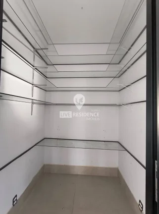 Imagem Oportunidade Única! Barracão com Infraestrutura Live Residence