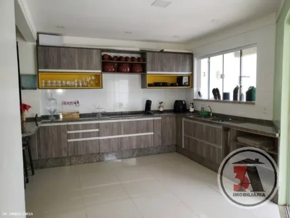 Imagem Casa c/ 400m2 no Areal