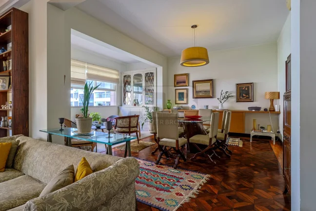 Imagem Apartamento à venda em Copacabana, 197m2, 4 quartos, 1 suíte, 1vaga.