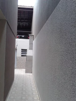 Imagem Imperdível! Casa à venda em Taboão da Serra-SP, Parque Marabá. 3 quartos, suíte, 2 salas, 5 banheiros, 2 vagas, 153,30m².