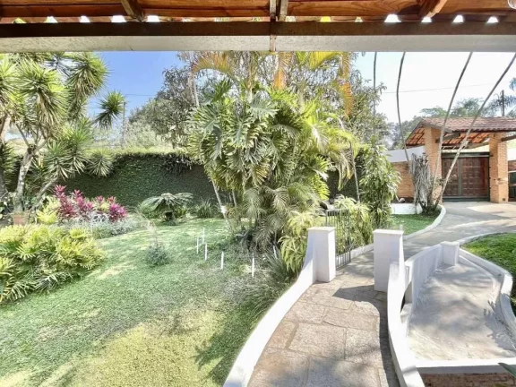 Imagem Linda casa TÉRREA 100% avarandada, voltada para natureza. APP - Área de Pre