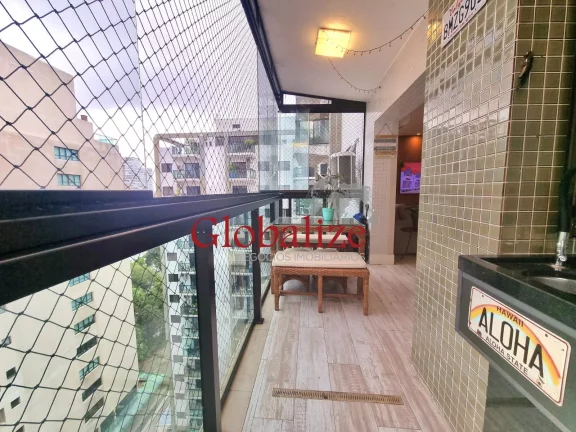 Imagem Apartamento de luxo à venda em Santos-SP, 3 suítes, 2 banheiros, 2 vagas demarcadas, 177m² no Boqueirão! R$1.800.000