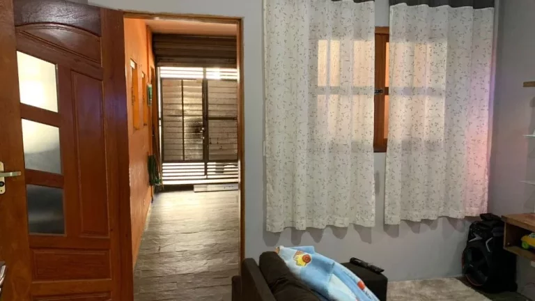 Imagem Casa com 2 dormitórios à venda, 205 m² por R$ 350.000,00 - Jardim Pinheiro - Poá/SP