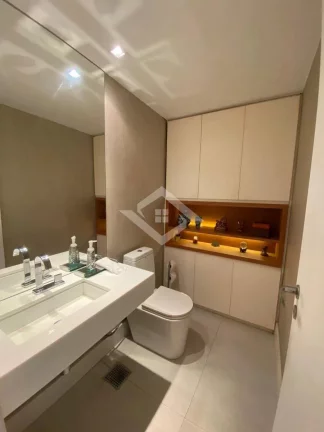 Imagem Apartamento de 3 Quartos para Venda no Cidade Jardim com 115 m²