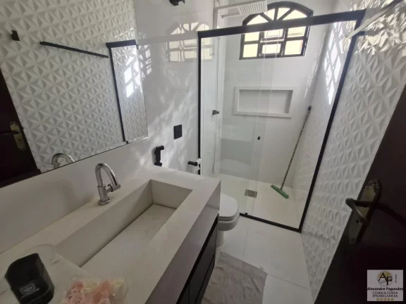 Imagem Casa para Venda em Goiânia, Aeroviário, 3 dormitórios, 1 suíte, 3 banheiros, 4 vagas
