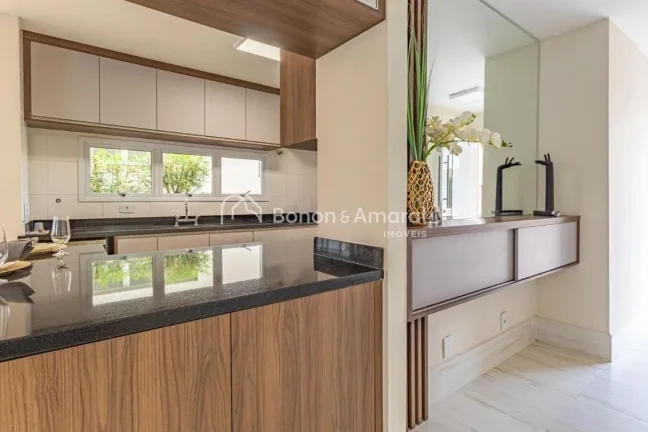 Imagem Linda e aconchegante casa à venda no Alphaville Campinas, com área construída de 209 m². Imóvel...