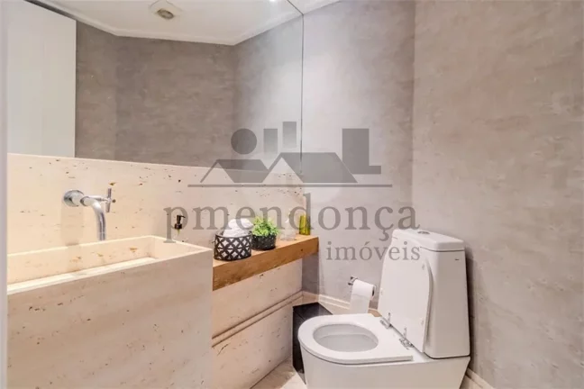 Imagem Apartamento em rua tranquila da Vila Madalena com 4 suítes e 5 vagas, 210m²