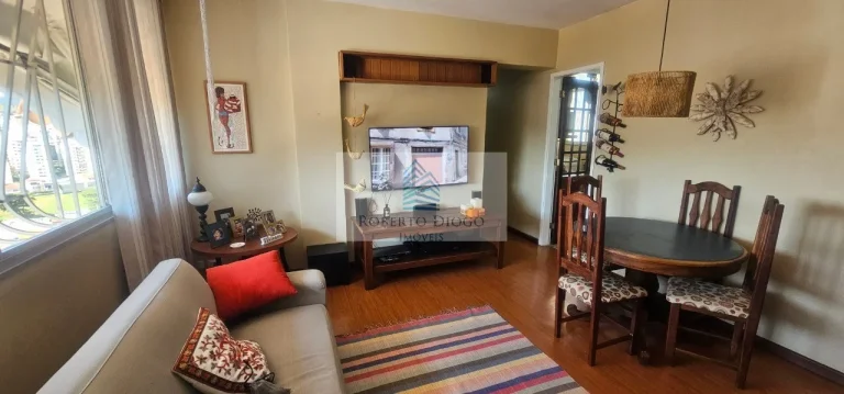 Imagem Apartamento para venda em Niterói-RJ, bairro Santa Rosa - 2 quartos, 1 sala, 2 banheiros, 1 vaga de garagem - 75,00 m² de área.
