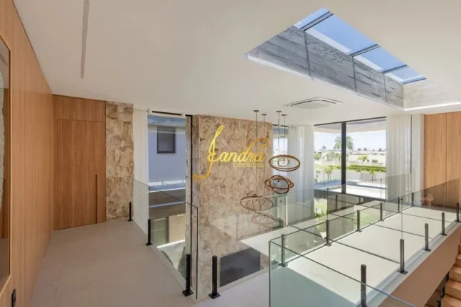 Imagem Sobrado no Sense, mobiliado e decorado com piscina de 28m2