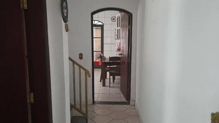 Imagem Sobrado à venda 3 Quartos, 1 Suite, 2 Vagas, 190M², Vila Lúcia, São Paulo - SP