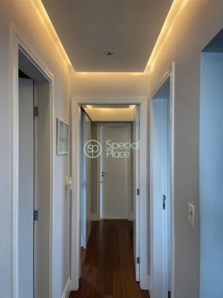 Imagem Apartamento com 96m2 de área privativa, 4 dormitórios ( 1 suíte) e 2 vagas na garagem. Living amp...