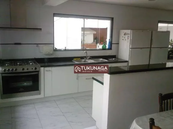 Imagem SOBRADO 240 M² - 3 DORMS, 5 VAGAS - TREMEMBÉ - SÃO PAULO/SP