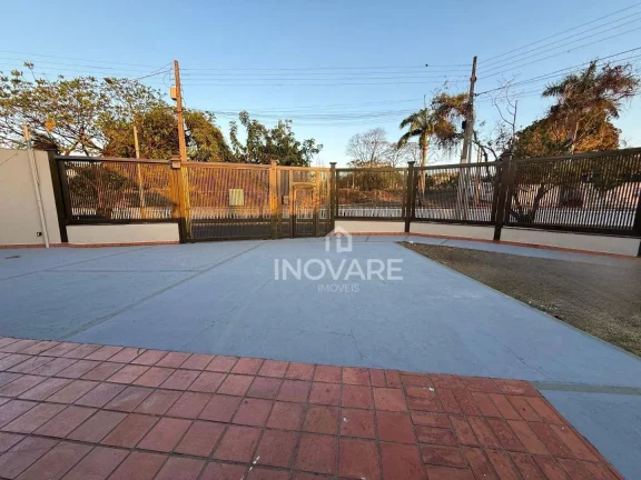 Imagem Casa com 3 dormitórios para alugar, 124 m² por R$ 1.700,00/mês - Setor Santa Inês - Itumbiara/GO