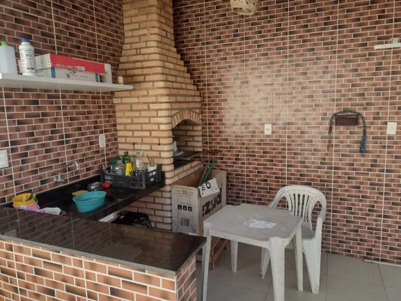 Imagem Casa à Venda no Bairro Mosqueiro - 3 Quartos, 4 Wc, 3 Vagas de Garagem - Confira!