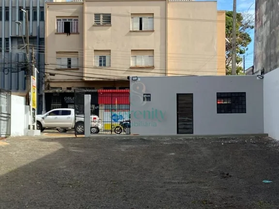 Imagem Terrano à venda no centro de Londrina/PR