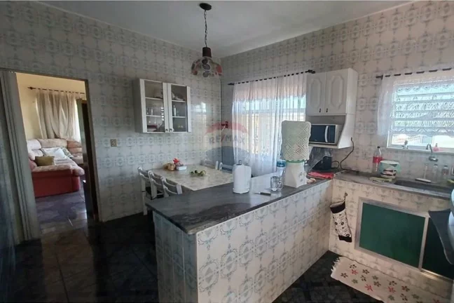 Imagem Casa dois dormitórios perto da praia.