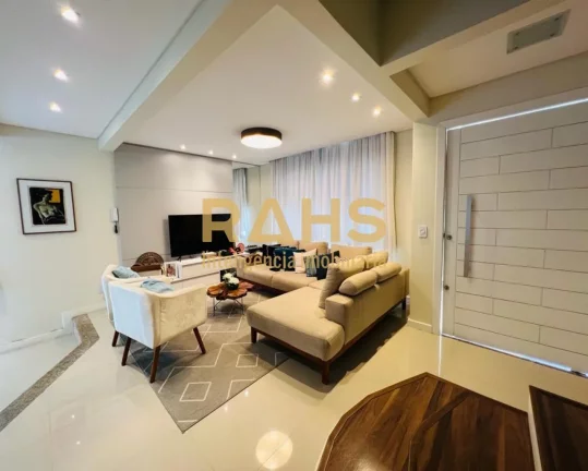 Imagem Sobrado Averbado, aceita financiamento, com 1 suíte e 3 quartos, 2 vagas de garagem à venda no bai...