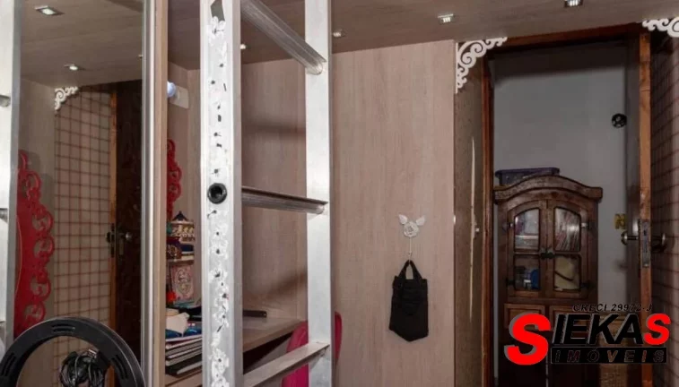 Imagem Casa de 3 quartos com suíte e 2 vagas na Vila Formosa - SP: oportunidade imperdível!