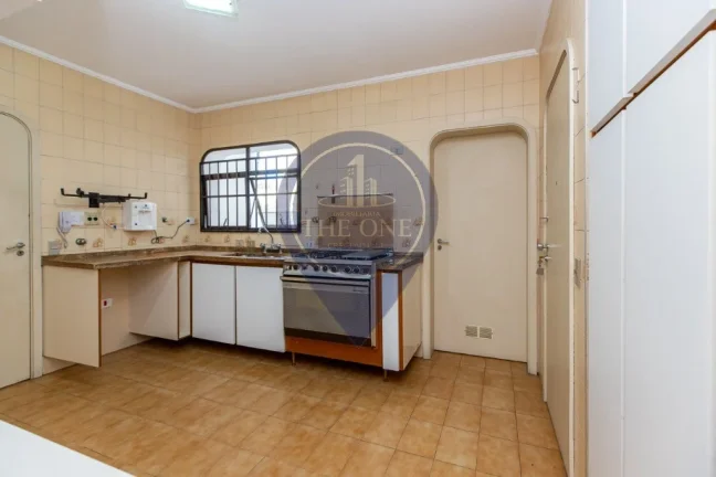 Imagem Apartamento à venda em Perdizes, São Paulo-SP: 4 quartos, 2 suítes, 2 salas, 5 banheiros, 2 vagas e 216m² de área.