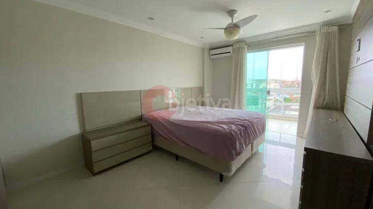 Imagem Cobertura duplex, 4 quartos, mobiliada, Praia do Forte - Cabo Frio