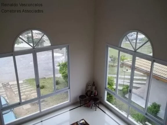 Imagem CASA COM 4 DORMITÓRIOS, VENDA OU LOCAÇÃO - PARQUE MIRANTE DO VALE - JACAREÍ/SP