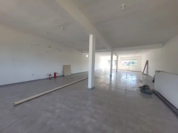 Imagem Sala para alugar, 240 m² por R$ 5.700,00/mês - Sitio Paredão - Ferraz de Vasconcelos/SP
