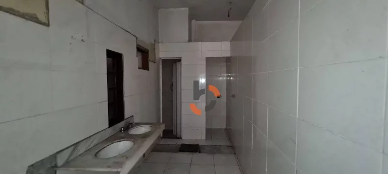 Imagem Casa com 4 dormitórios à venda, 452 m² por R$ 550.000,00 - Cerâmica - Nova Iguaçu/RJ