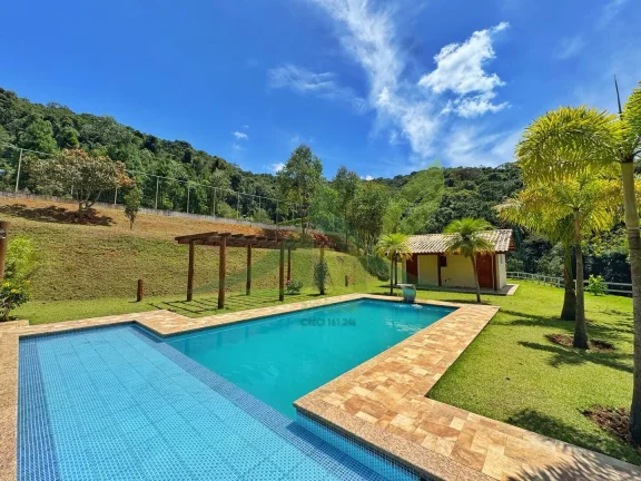 Imagem Sítio de Alto Padrão em Atibaia-SP com Vista Deslumbrante