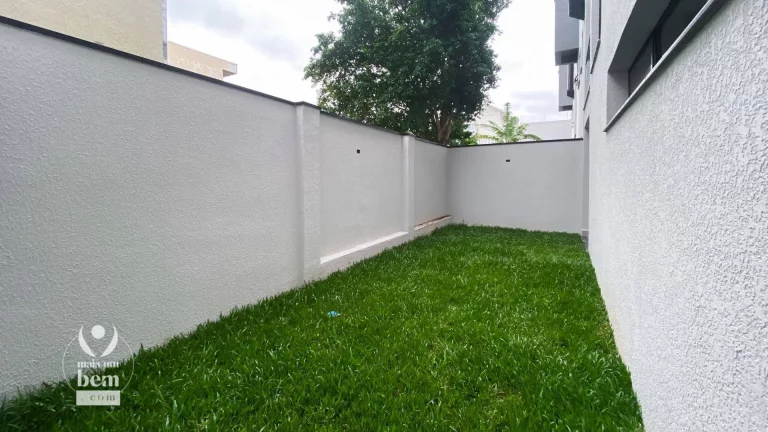 Imagem Lindo sobrado alto padrão 179 m², 3 quartos sendo uma suíte, terraço à venda por R$ 1.115.000 - Guabirotuba - Curitiba/PR