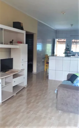 Imagem Casa de 2 dormitórios à venda no Jardim Primavera-Iguape/SP
