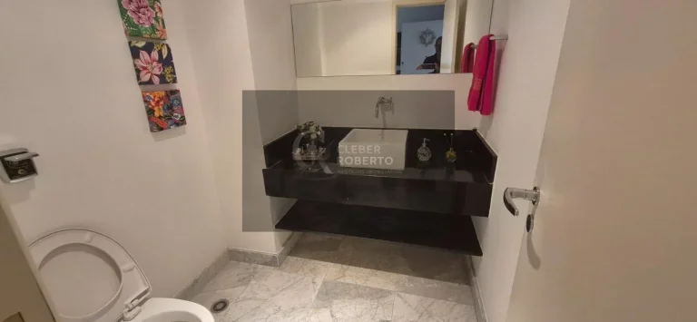 Imagem Apartamento com 4 Quartos e 6 banheiros à Venda, 318 m² por R$ 750.000