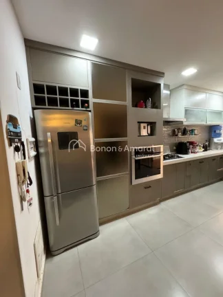 Imagem Este apartamento estilo Garden, totalmente reformado, está localizado na região da Ponte Preta, em...