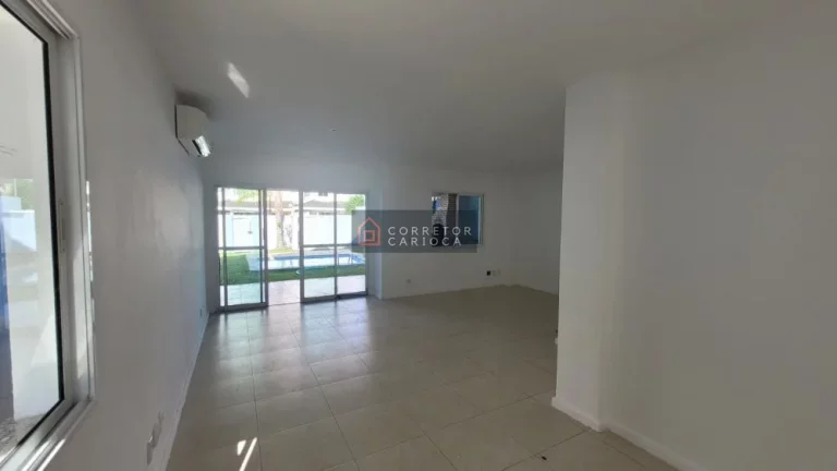 Imagem Casa 4 quartos no Recreio dos Bandeirantes