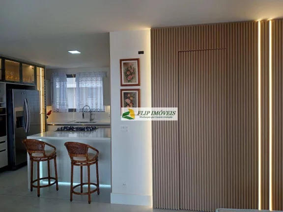 Imagem Apartamento com 2 dormitórios à venda, 115 m² por R$ 2.448.000,00 - Cambuí - Campinas/SP