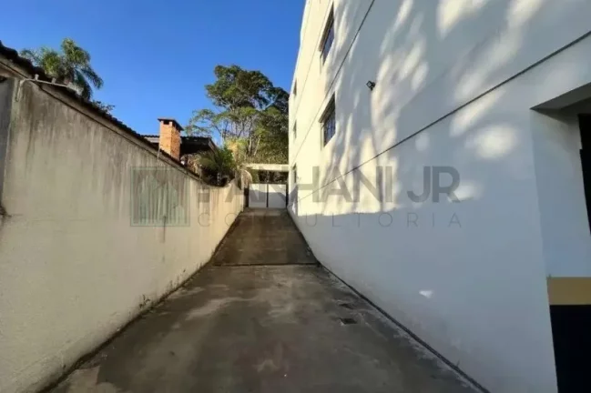 Imagem Imóvel comercial de alto padrão para locação no Jardim Leonor, São Paulo-SP: 6 salas, 8 banheiros, 20 vagas, 1.446,20 m².