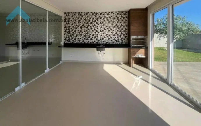 Imagem Descubra o Luxo de Viver em Atibaia: Casa com Lazer Completo, Jardim Shangri-la